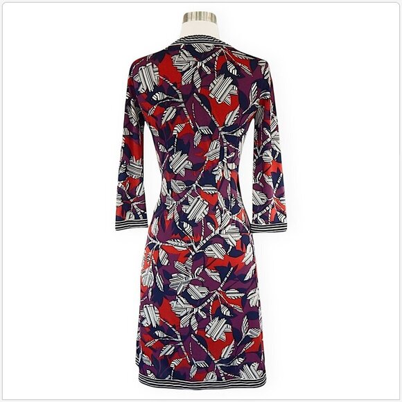 BCBGMaxazria BCBG Adele Garnet Print Wrap Style Jersey Stretch Dress New NWT XS - Picture 4 of 5
